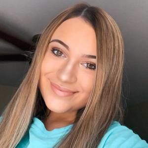 Meet your Posher, Maddie